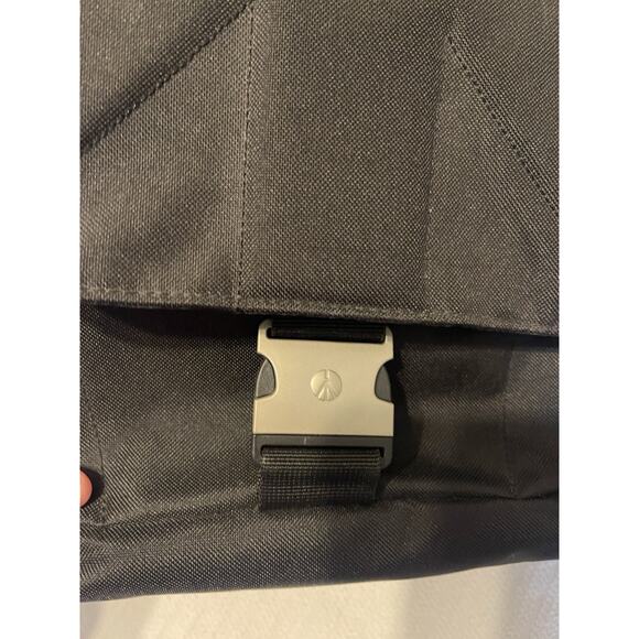 Manfrotto Allegra 10 Stile Plus Messenger Camera Bag Black With Case - Picture 4 of 15